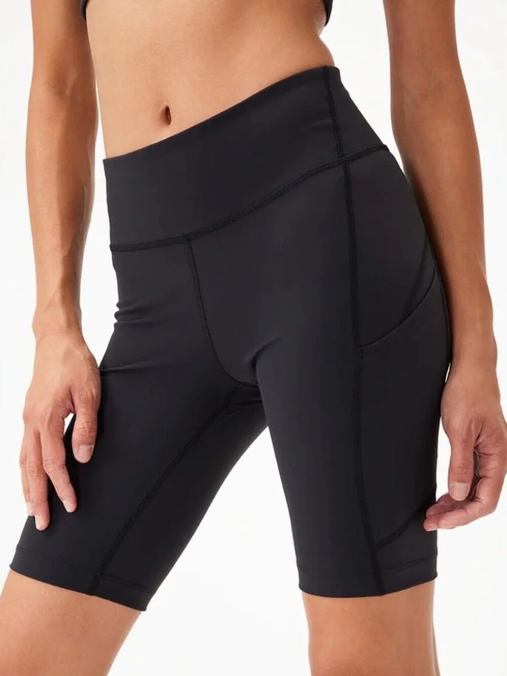 NWOT Outdoor Voices Women's Core 7” Short Athletic Biker Shorts Size M